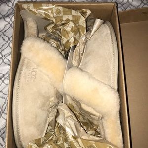Ugg slippers